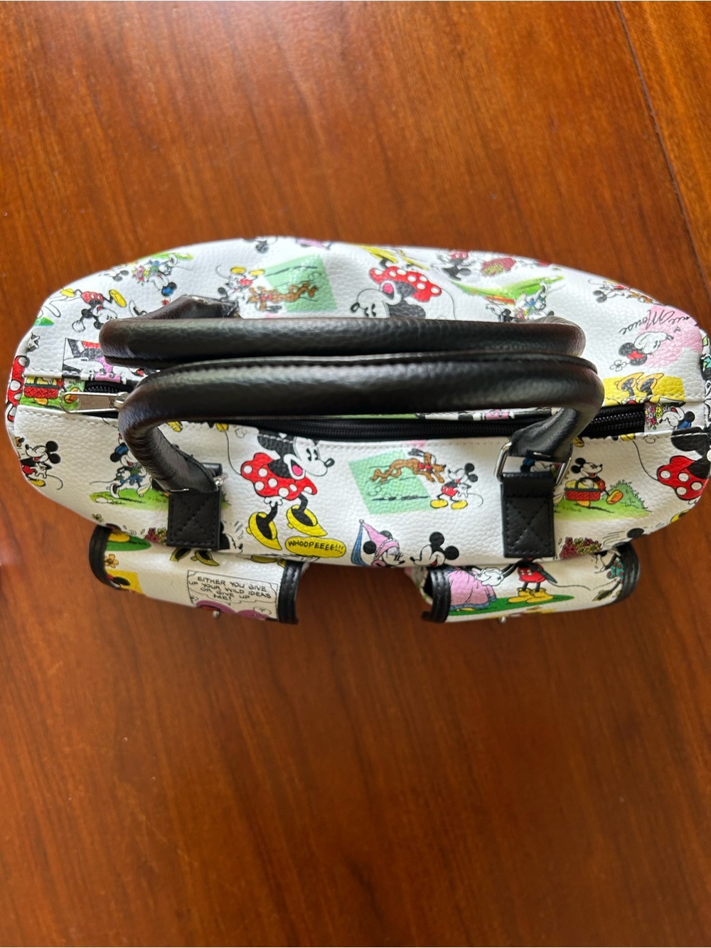 Disney Minnie & Friends Comic Satchel - White, Black, Red, Yellow, Pink, Green - Picture 4 of 9